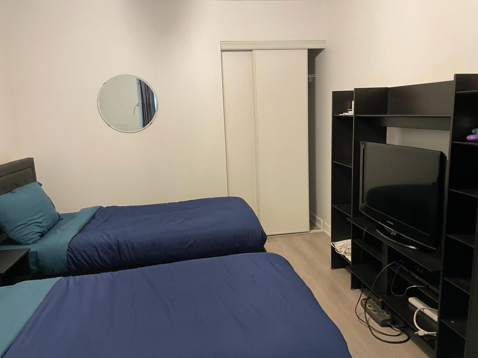 3Bdrm Lake View Condo In تورونتو المظهر الخارجي الصورة